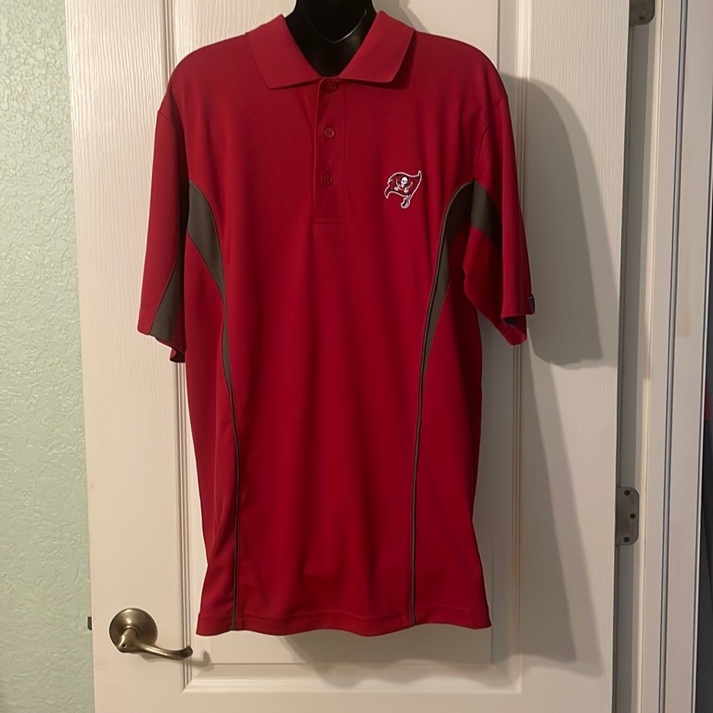 Buccaneers shirt
